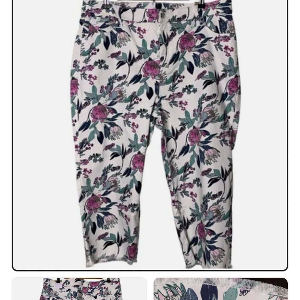 Chico’s Capri NWT Size 3.5 (18) Brilliant Bloom Girlfriend Perfect Stretch